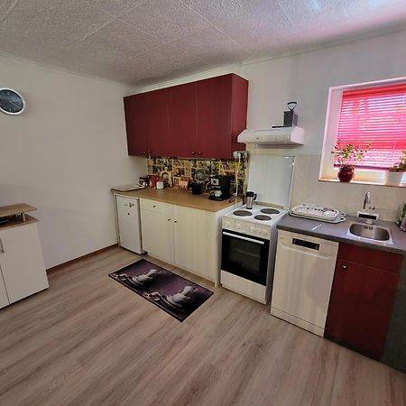 Fuege Apartman Sopron Exteriör bild