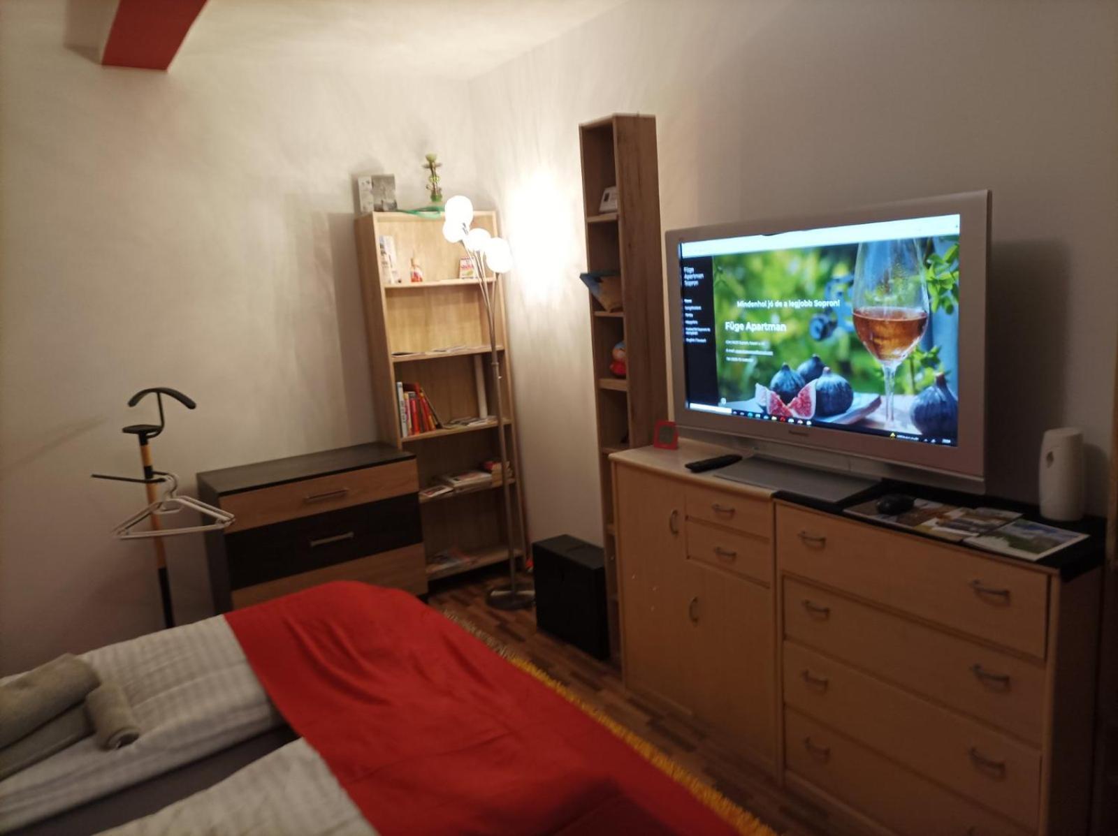 Fuege Apartman Sopron Exteriör bild